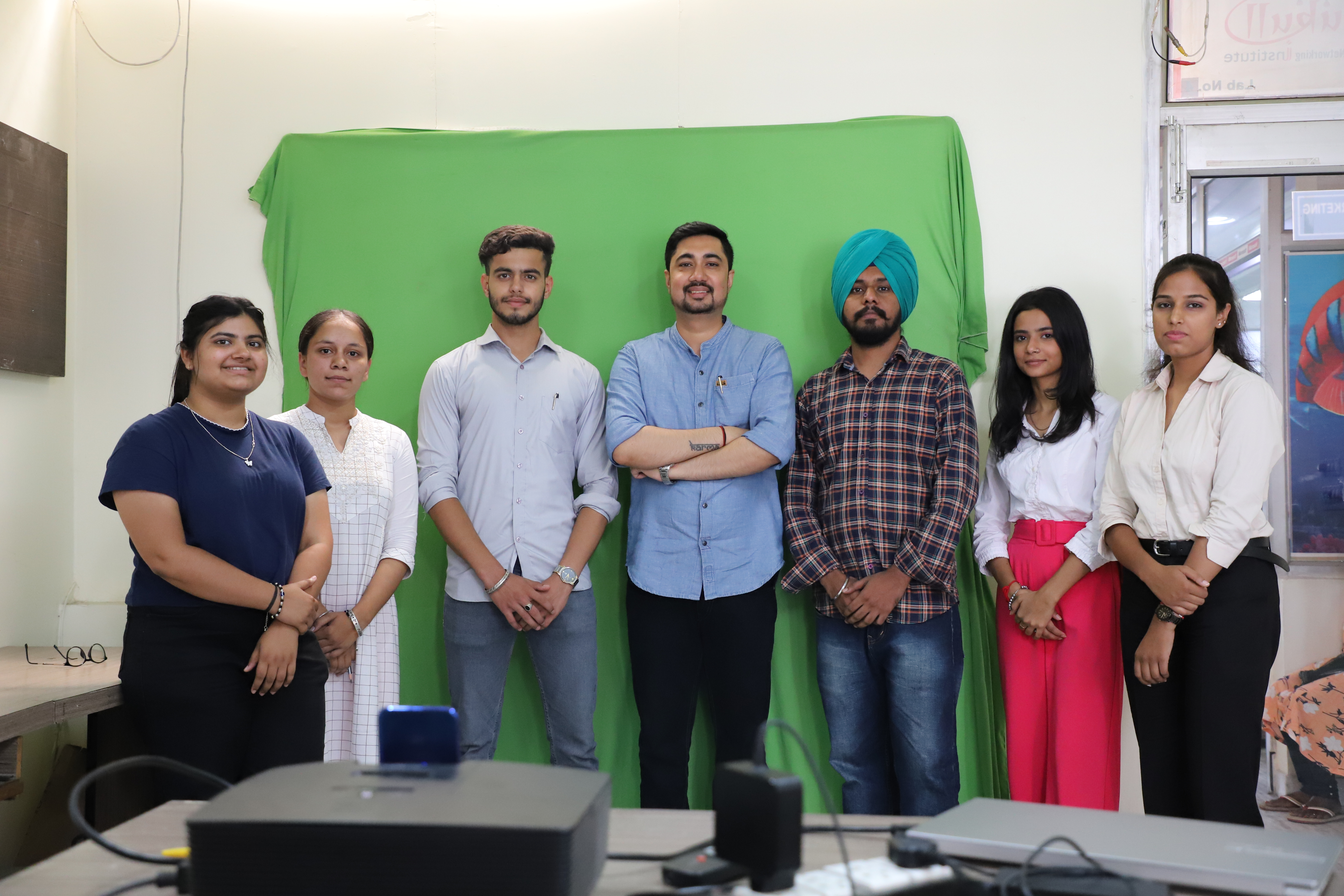 Gurukull Institute Bathinda batch group photo with trainer
